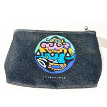 Load image into Gallery viewer, Iyinîsiwin Make Up Bag
